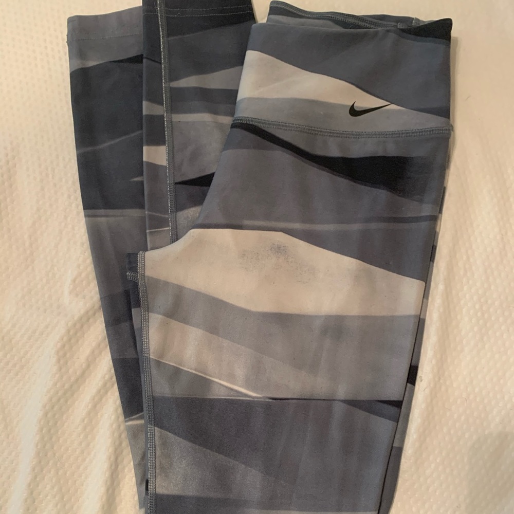 Nike leggings